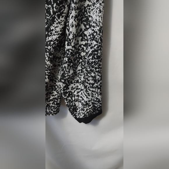 Kenneth Cole Select Tunic   Size XL - Picture 5 of 7